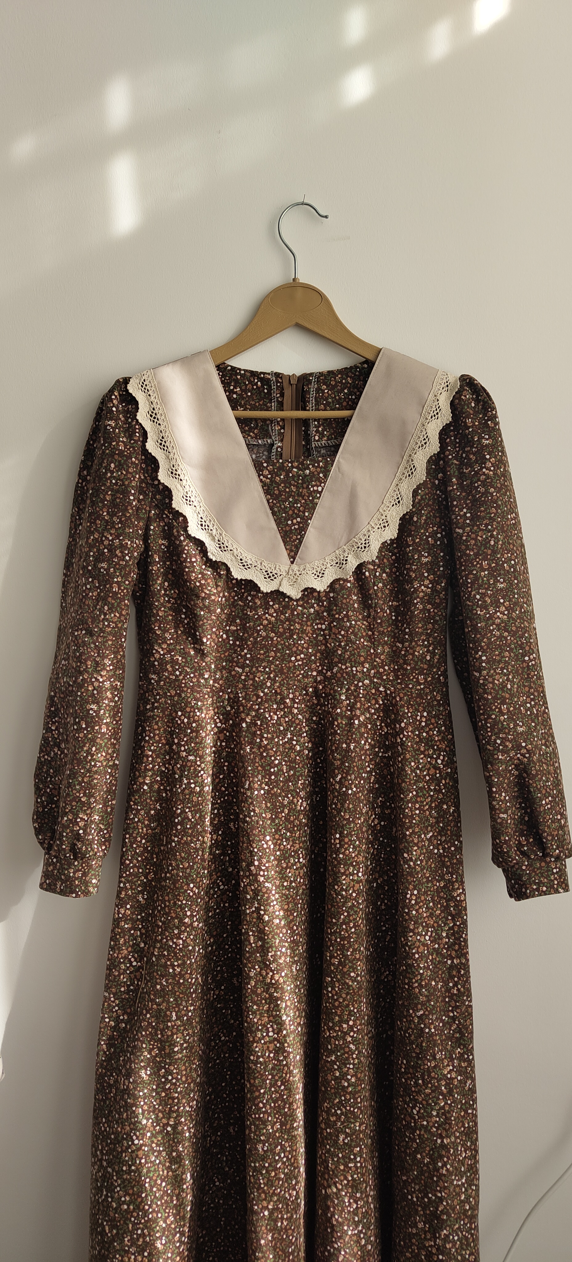 پیراهن گلرخ